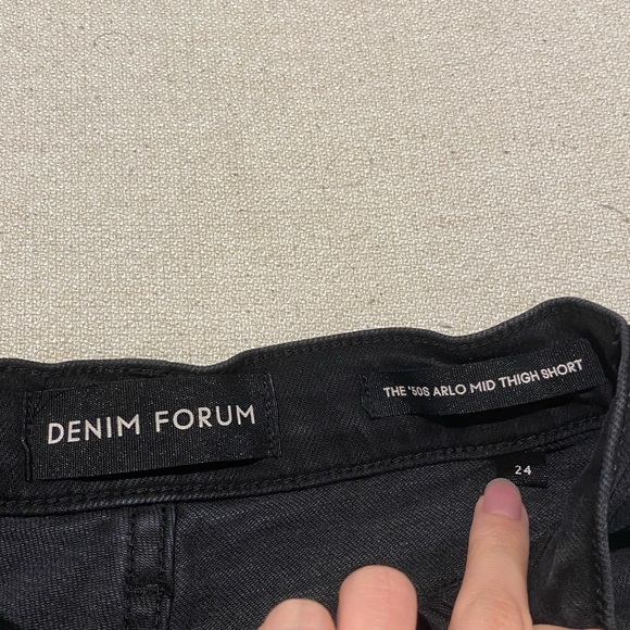 Aritzia Denim Forum ‘50s Arlo Mid-Thigh Denim Short - Picture 5 of 5